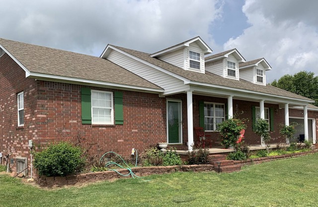 Cozy house in Compton, AR