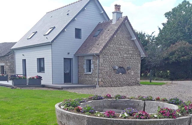 Cozy house in Sainte-Opportune with garden and terrace