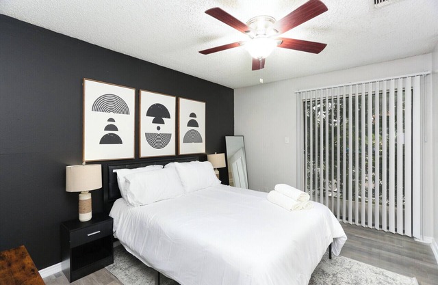 Cozy Medical Center Apartment