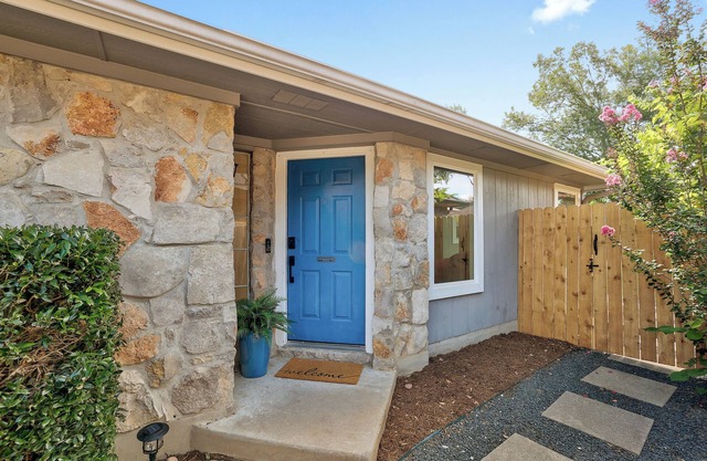 Cozy North Austin Getaway Peaceful Near Domain