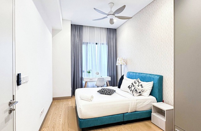 Cozy onebedroom apartment with mountain view Highfloor