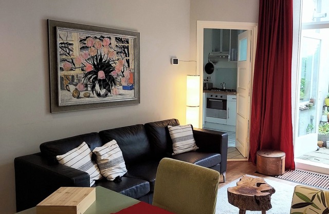 Cozy parterre in The Hague, close to beach & center, good public transportation