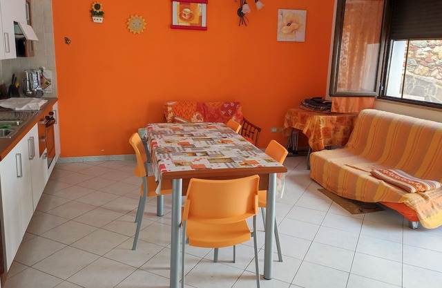 Cozy private apartment one step away from the sea