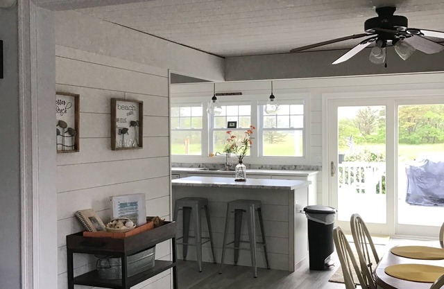 Cozy Renovated Beach House - 900 ft to Ocean River Views, Open Concept