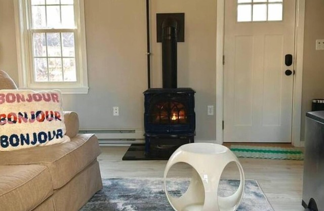 Cozy, Secluded Work/Stay Space