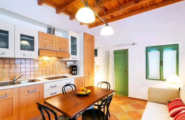 Cozy Stone Cretan Cottage with relaxing private terrace - mountain view