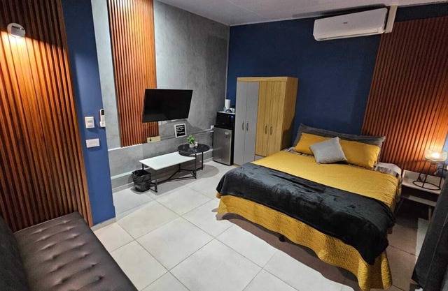 Cozy Suite with independent access in the heart of San Salvador