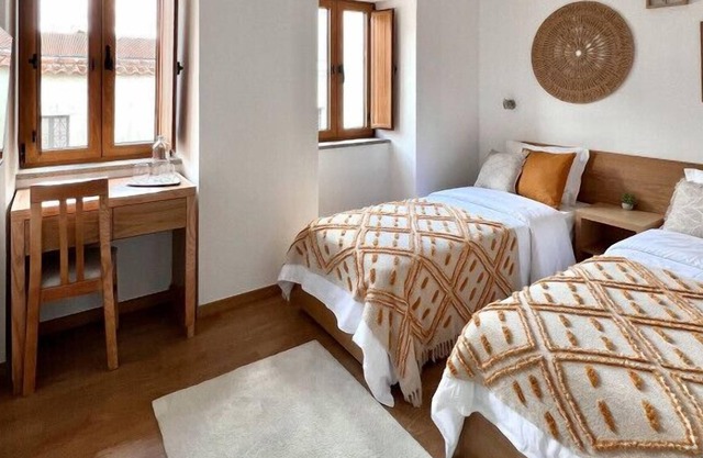 Cozy Twin Room in Jasmine Hotel