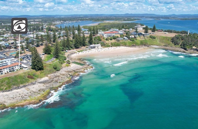 Craigmore On the Beach Unit 13 - One of the most desirable holiday locations in Yamba.