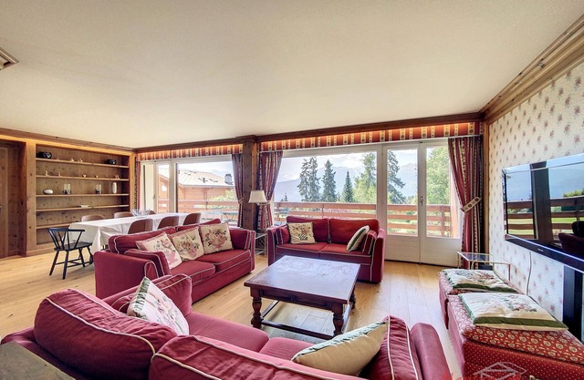 Crans-Colline 17 by Interhome