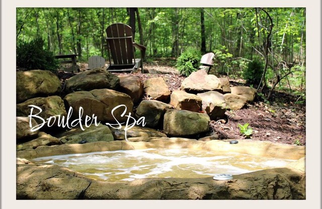 Creek Treehouse Atrium Hot Tub Buffalo