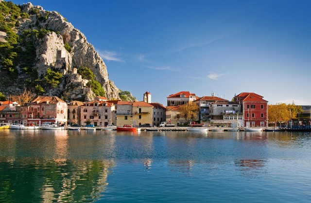 Croatian Beach House in OMIS!