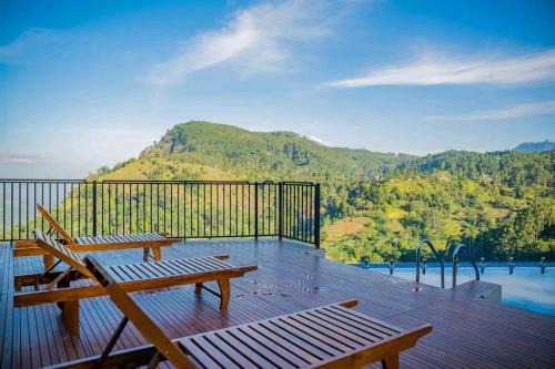 Crystal Spring Luxury Hotel