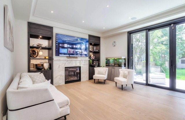CUSTOM BUILD LUXURY 4 BED + 6 BATH HOUSE