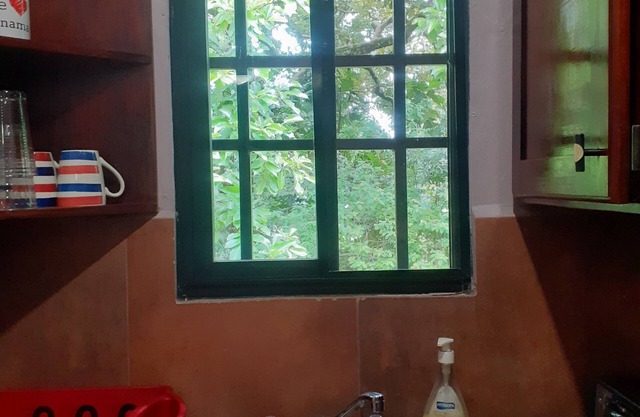 Cute 1-Bdrm Apt in Dolega Centro. Great Central Location w/a Lovely Stream.