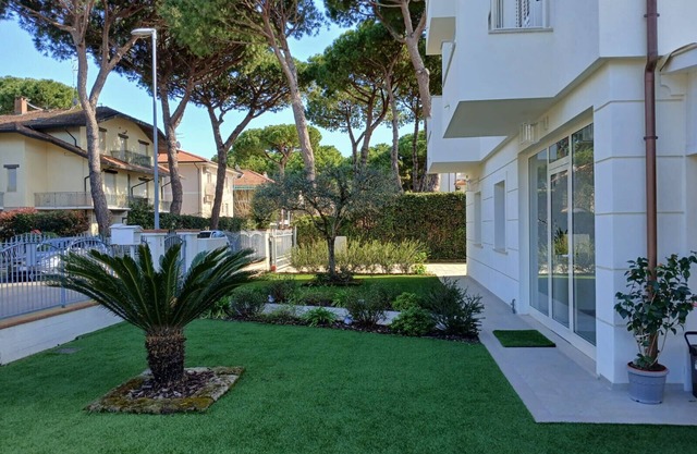 CV004 - Cervia, new three-room apartment with air conditioning