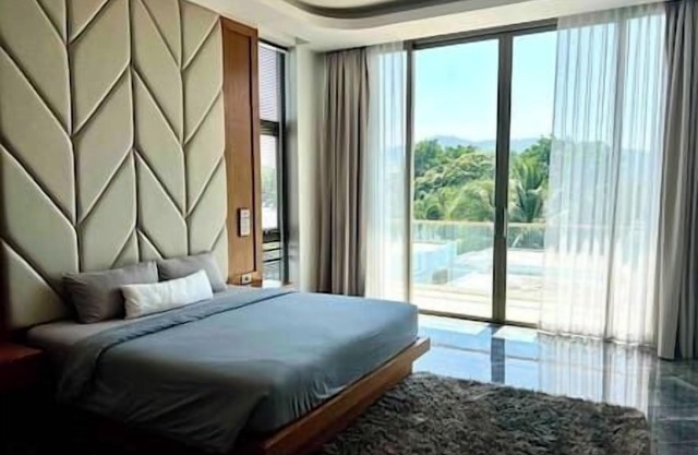 "D-Luxury Pool Villa in Rawai: Exclusive Stay"