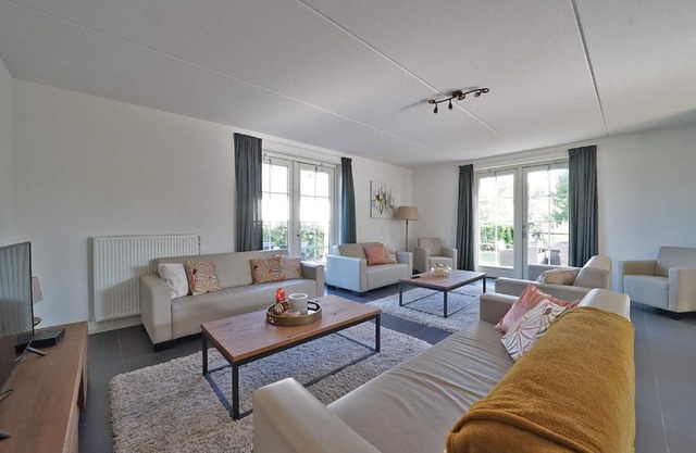Daelenbroeck 12 by Interhome