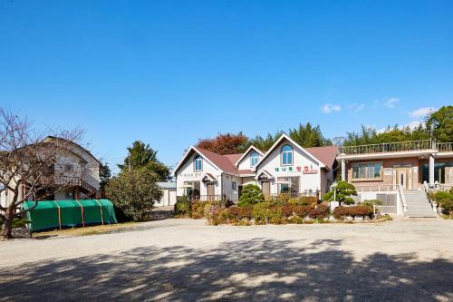 Daenamu Pension Taean