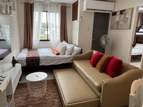 Dainty Den LS217- Chic & Relaxing Stay Near Enchanted Kingdom