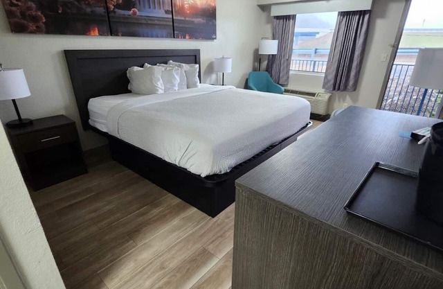 Days Inn by Wyndham Charleston WV