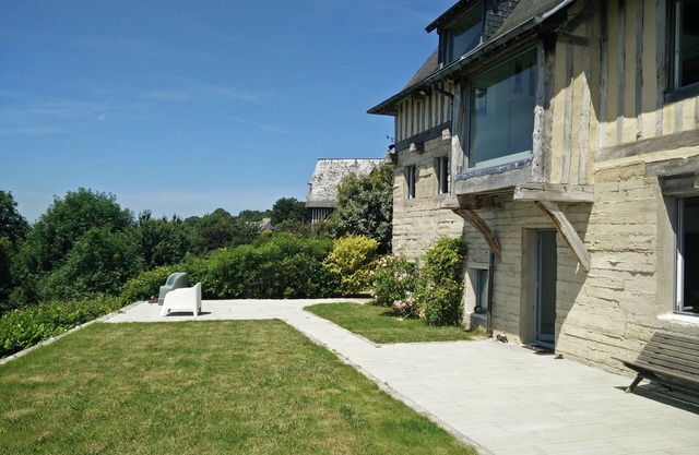 Deauville: 2 bedroom house on the heights of Mount Canisy