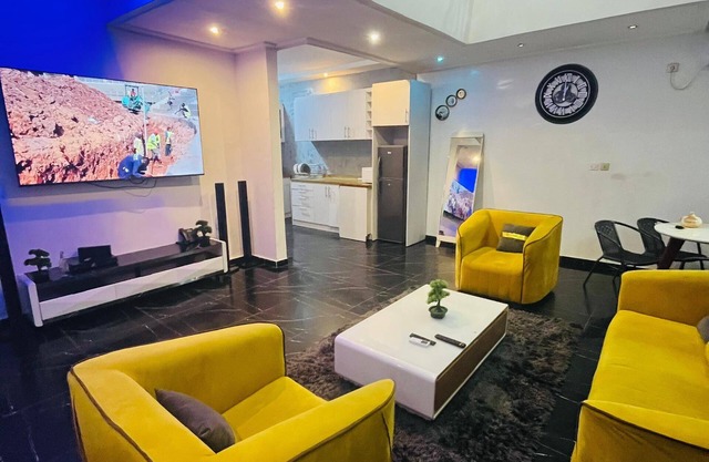 Deluxe 3 bedroom apartment located at Residence Tade a bijou makepe douala