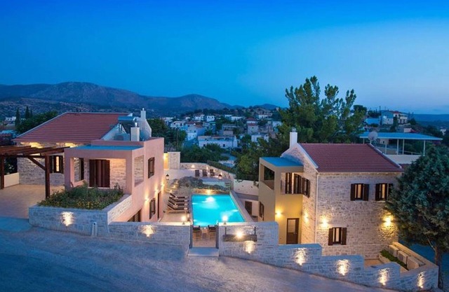Deluxe Crete Villa | Villa Phaistos | 6 Bedroom (12 guests) | Swimming Pool