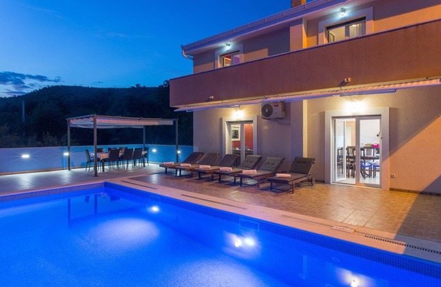 Deluxe Omis Villa | 4 Bedrooms | Villa Tomic | Private Pool | Perfect for.