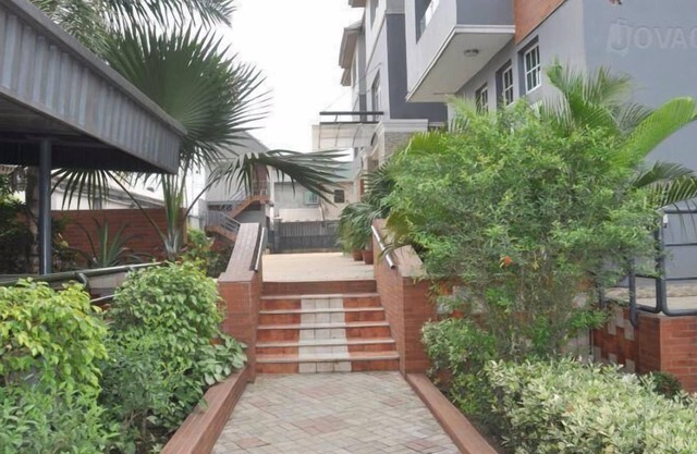 Denami Suites
