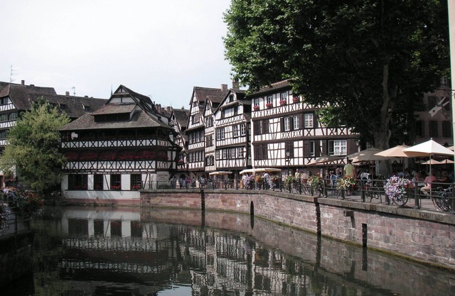 Design and comfort in the heart of Strasbourg 5 minutes from the Cathedral!