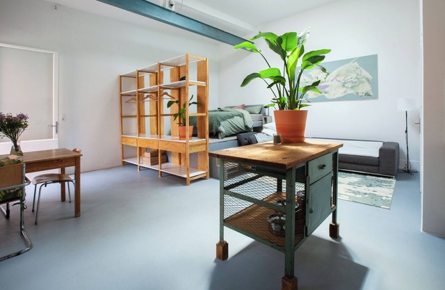 Design Atelier Industrial, creative, large loft very central and yet quiet