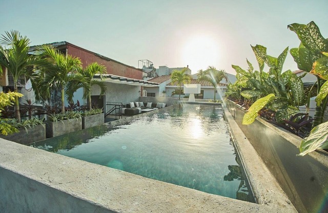 Design Pool and 180º Rooftop N3