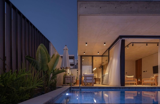 Designer Bungalow with Private Infinity Pool in Paphos