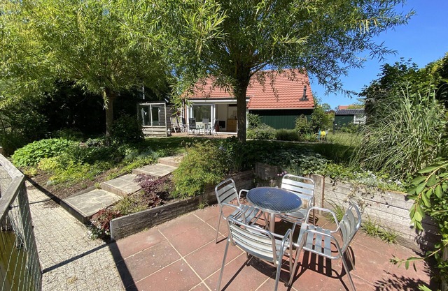 Detached 6 persons holiday home, completely fenced garden in holidaypark Zomerdorp