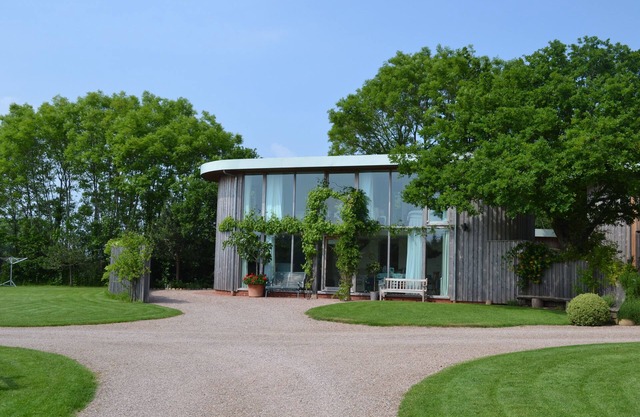 Detached Lodge , Within the Open Country