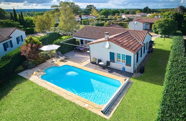 Detached villa 4 pers., 2 bathrooms, private pool 4 persons