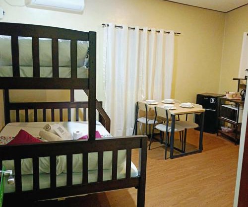 Dexter John's Guesthouse