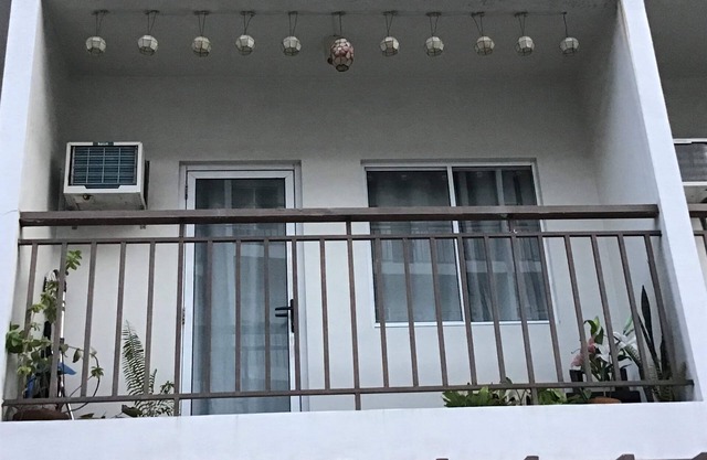 DEZ condominium