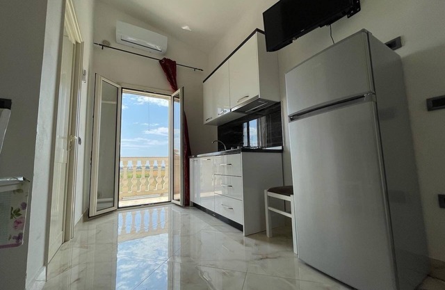 Dhoma plazhi ne Pins PARAJSA