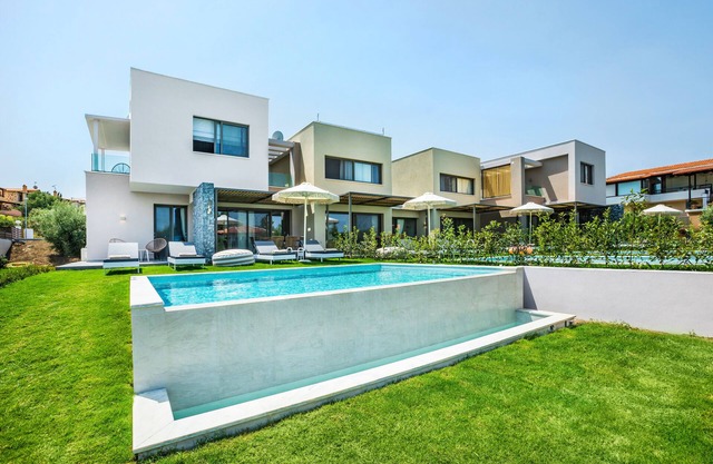 Dionisos Villas/private pool/pets allowed/fishing cruises