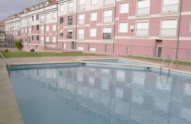 Disconnectsengalicia La Perla Standard, swimming pool and parking