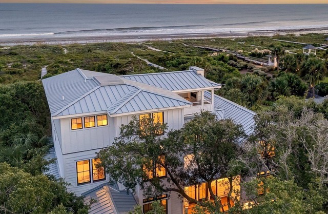 Discounts! OCEANFRONT STUNNER- Discounted Rates! Pool, Hot Tub, Elevator🌞