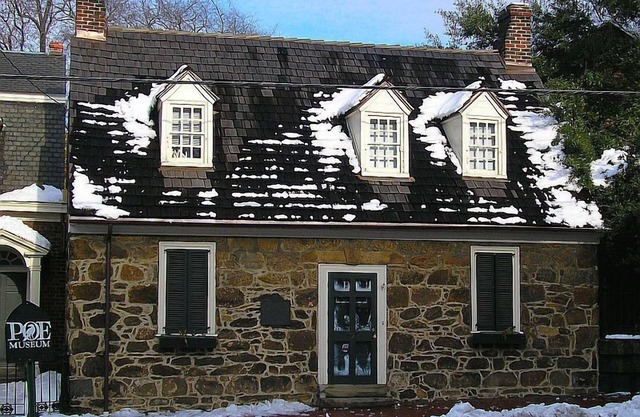 Discover Baltimore's Best Spots, 2 Cozy Units With Kitchens, Pets Allowed!