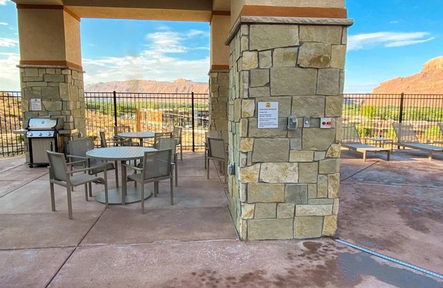 Discover Moab from 3 Modern Rooms w/Kitchen – Ideal for Adventure Lovers!