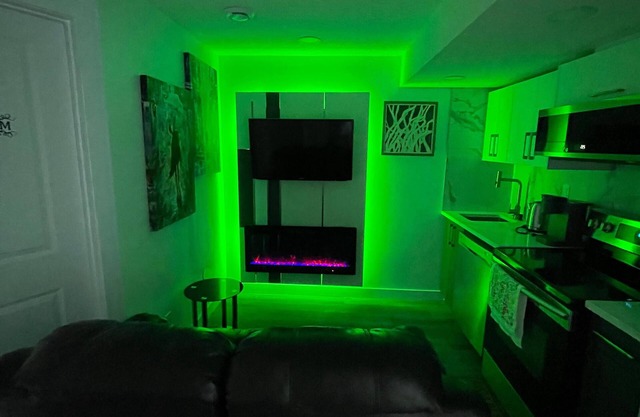 Discover your ideal getaway. Relax and recharge in a space that feels like home.