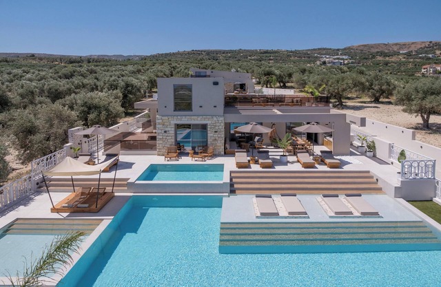 Dive into Bliss: Summer Oasis of Elegance & Joy