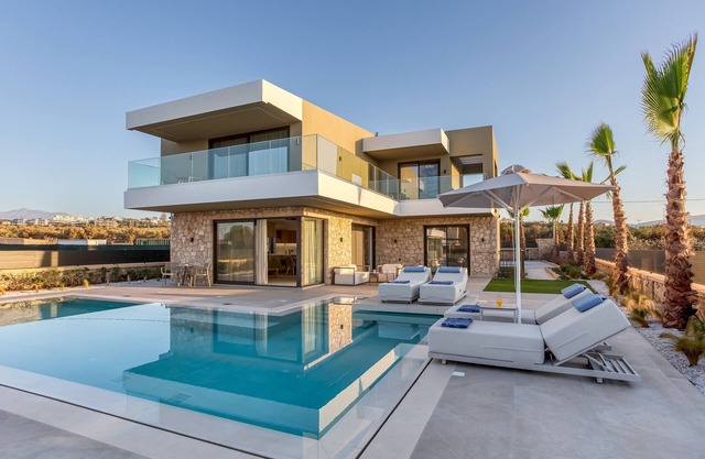 Divel Luxury Villas - Villa Ervin, by Estia