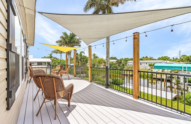 Dockside Cottage | Boat Slip | Venice Waterway