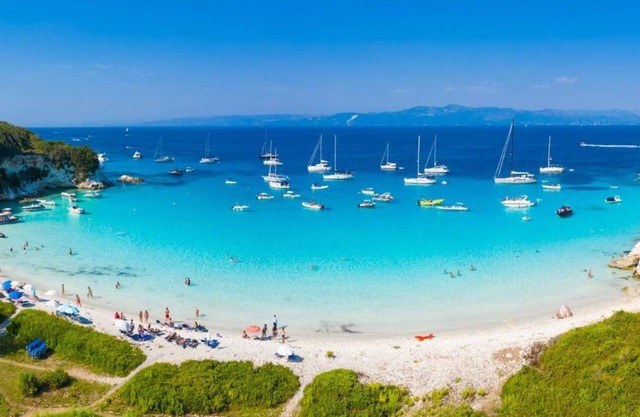 Dolphin Villa 2 - Two Bedroom Villa, Sleeps 5